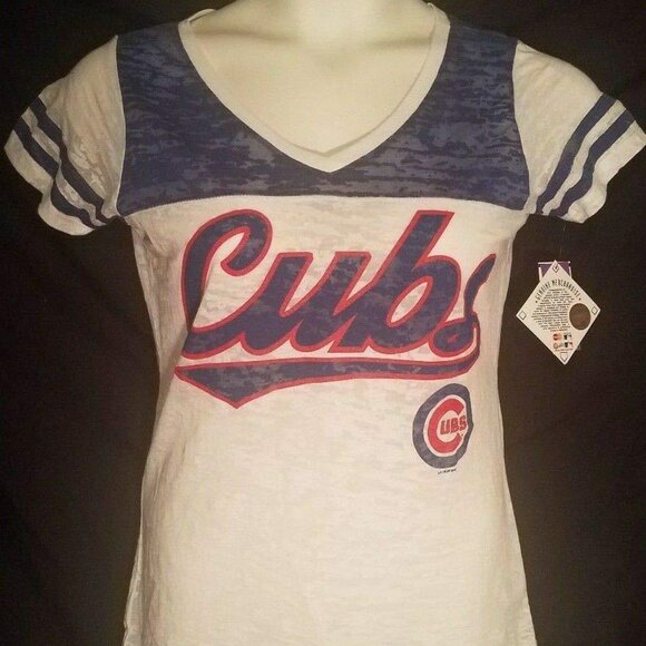 Touch by Alyssa Milano Chicago Cubs G-111 V-Neck T-Shirt - Large - Picture 2 of 9